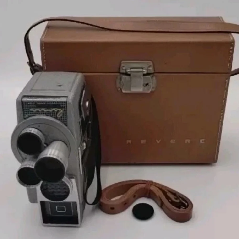 Vintage Revere Eye Matic Camera And Case Model CA-5 No 5-9728